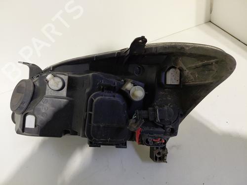 Right headlight TOYOTA COROLLA (_E12_) 1.8 VVTL-i TS (ZZE123) | BP31283381C29