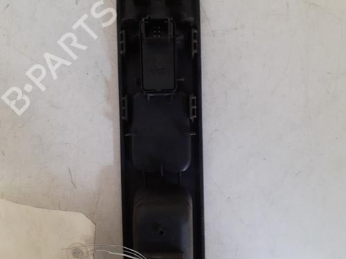 Used Right front window switch Right front window switch PEUGEOT 3008 I MPV (0U_) 1.6 HDi (109 hp) 24949389 24949389
