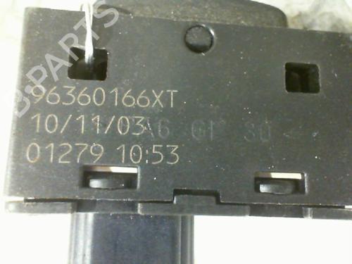Used Right rear window switch Right rear window switch PEUGEOT 307 (3A/C) 2.0 HDi 90 (90 hp) 24755187 24755187