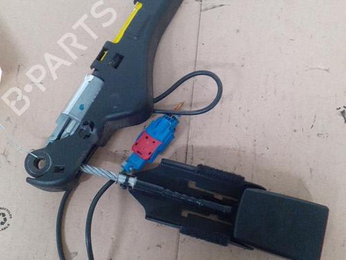 Used Seat buckle CITROËN C3 I (FC_, FN_) 1.4 i (73 hp) 24768012