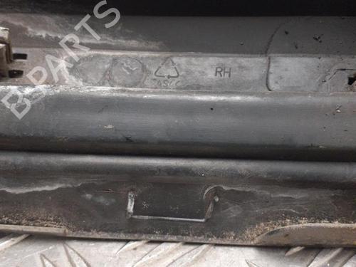 Used Grille NISSAN MICRA III (K12) 1.2 16V (80 hp) 24759422