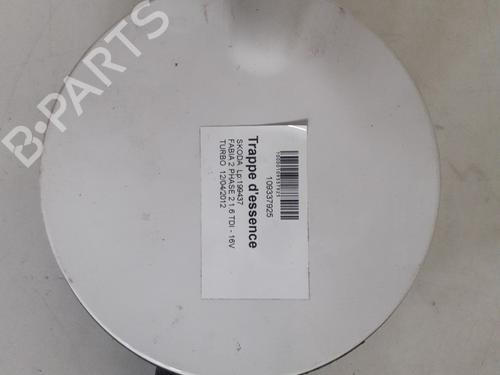 Fuel flap SKODA FABIA II (542) 1.6 TDI 5J6809857AGRU