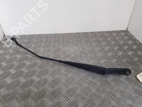 Used Front windshield wiper arm VW GOLF VII (5G1, BQ1, BE1, BE2) [2012-2021]  24761631