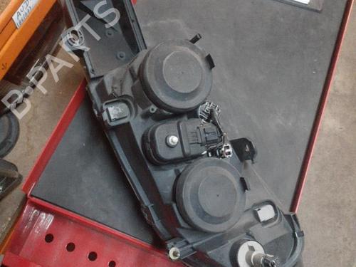 Used Right headlight NISSAN PRIMERA Hatchback (P11) 2.0 TD (90 hp) 24768960