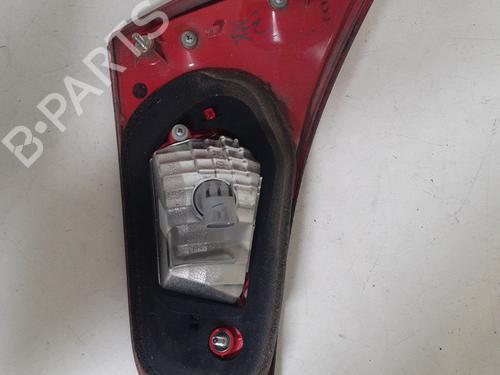 Used Right tailgate light Right tailgate light TOYOTA AURIS (_E18_) 1.8 Hybrid (ZWE186_, ZWE186R) (136 hp) 26004244 26004244