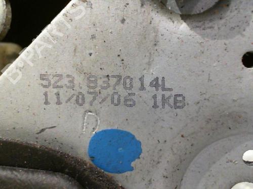 Front right lock VW FOX Hatchback (5Z1, 5Z3, 5Z4) 1.2 | BP24752079C97 