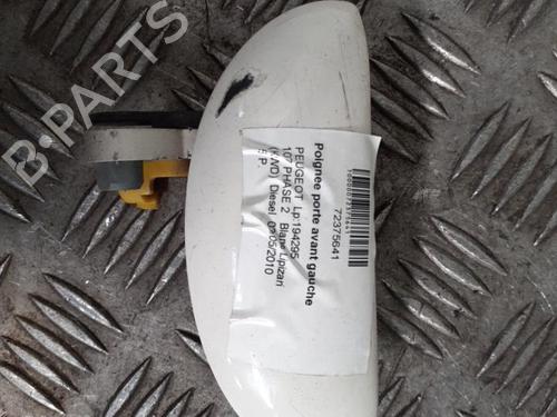 Used Front left exterior door handle PEUGEOT 107 (PM_, PN_) 1.4 HDi (54 hp) 31211664