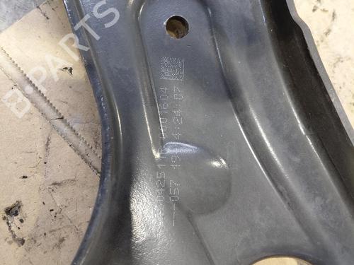 Used Right front suspension arm Right front suspension arm 36873638 36873638