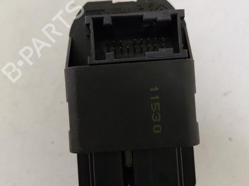 Used Switch Switch PEUGEOT 206 Hatchback (2A/C) 1.4 HDi eco 70 (68 hp) 31070092 31070092