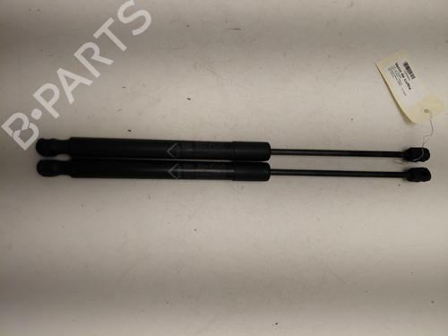 Used Tailgate lift support Tailgate lift support FIAT 500X (334_) 1.6 D Multijet (334AXA1B, 334AXA11) (120 hp) 36481130 36481130