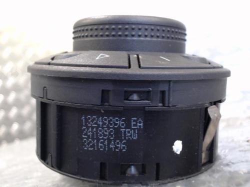 Used Headlight switch Headlight switch OPEL CORSA D (S07) 1.4 (L08, L68) (90 hp) 24765306 24765306