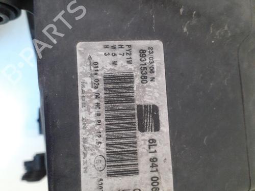 Right headlight SEAT IBIZA III (6L1) 1.4 16V | BP24829989C29 