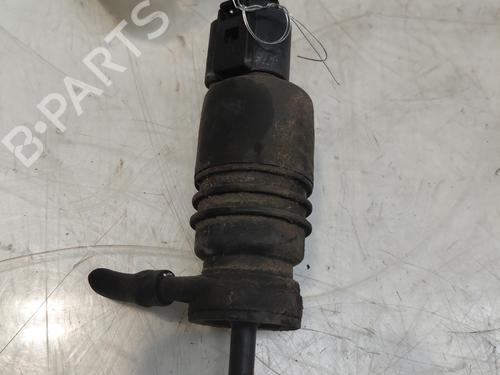 Used Washer pump Washer pump SMART FORTWO Cabrio (450) 0.7 (450.452) (61 hp) 32980961 32980961