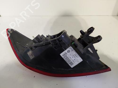 Used Right taillight Right taillight RENAULT CLIO IV (BH_) 1.5 dCi 90 (90 hp) 29642279 29642279