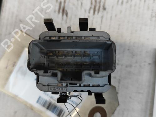 Used Switch Switch RENAULT MEGANE II (BM0/1_, CM0/1_) 1.5 dCi (BM02, BM13, BM2A, CM02, CM13) (101 hp) 25860985 25860985