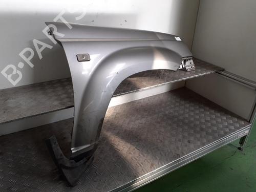 Used Right front fenders NISSAN X-TRAIL I (T30) 2.2 dCi 4x4 (136 hp) 24760736