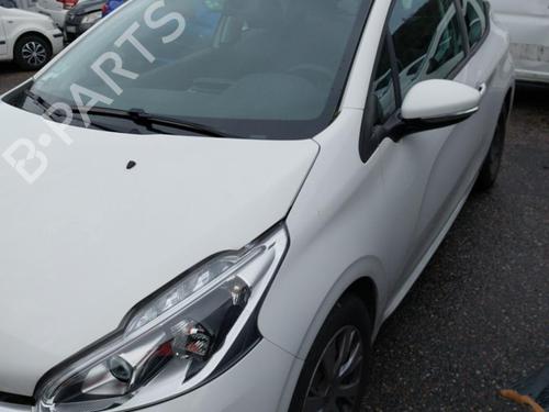 Right taillight PEUGEOT 208 I (CA_, CC_) 1.6 HDi / BlueHDi 75 | BP24741241C35 