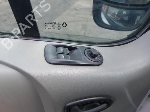 Left headlight RENAULT TRAFIC II Bus (JL) 2.0 dCi 90 (JL00, JL01, JL0H, JL0M, JL0P, JL0S) | BP31716719C28  - Image 39