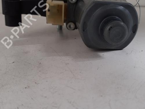 Used Right front window motor Right front window motor VW GOLF VII (5G1, BQ1, BE1, BE2) 1.6 TDI (105 hp) 24760566 24760566