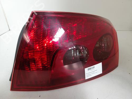 Used Right taillight PEUGEOT 407 (6D_) 2.0 16V (6DRFJC, 6DRFJE, 6DRFJF) (140 hp) 31997925