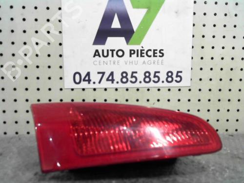 Used Left tailgate light ALFA ROMEO 147 (937_) 1.9 JTD 16V (937.AXG1B, 937.BXG1B) (140 hp) 24743938