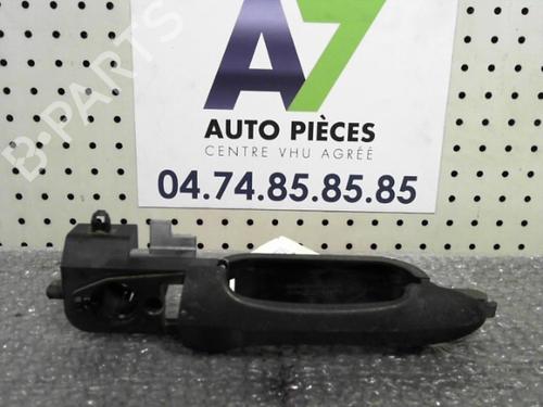 Used Front right exterior door handle FORD FOCUS I (DAW, DBW) 1.8 TDCi (100 hp) 24744196