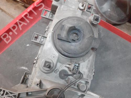 Used Right headlight NISSAN MICRA II (K11) 1.3 i 16V (75 hp) 24768963