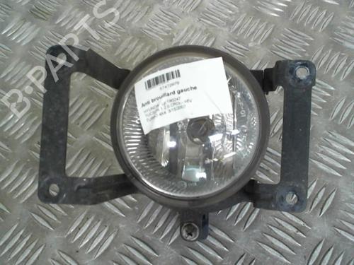 Used Left front fog light HYUNDAI TUCSON (JM) 2.0 CRDi All-wheel Drive (140 hp) 24740268