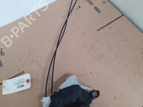 Used Front left lock TOYOTA YARIS (_P13_) 1.4 D (NLP130_, NLP130) (90 hp) 24759099