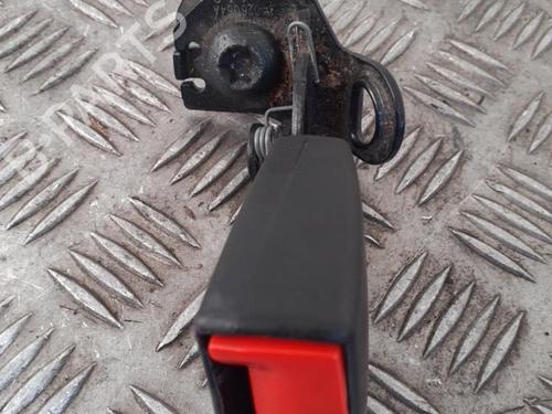 Used Seat buckle FORD FIESTA VI (CB1, CCN) 1.4 TDCi (68 hp) 24747459