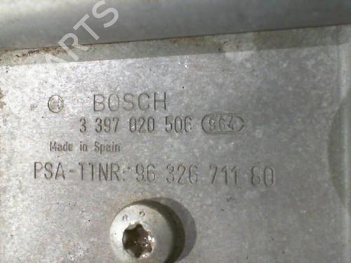 Used Front wiper motor Front wiper motor CITROËN C5 II (RC_) 2.0 HDi (RCRHRH) (136 hp) 24746185 24746185