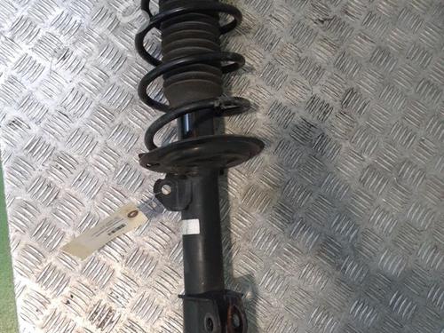 Used Left front shock absorber TOYOTA YARIS (_P13_) 1.0 (KSP130) (72 hp) 31211695