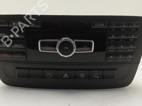 Used Radio Radio MERCEDES-BENZ A-CLASS (W176) A 200 CDI / d (176.008) (136 hp) 36481153 36481153