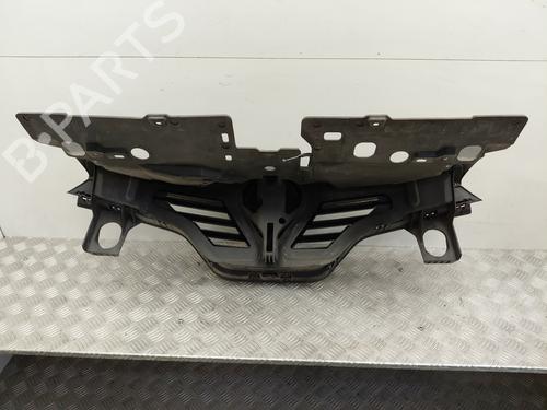 Grill Grill RENAULT CAPTUR I (J5_, H5_) 0.9 TCe 90 (90 hp) 32495526 32495526