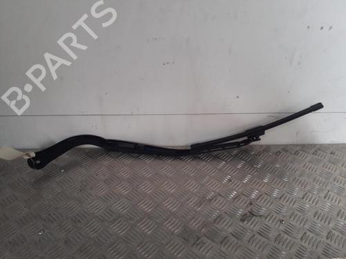 Used Front windshield wiper arm BMW 3 Coupe (E92) 320 d (177 hp) 24749459