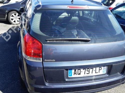 Brugte OPEL SIGNUM Hatchback (Z03) 1.9 CDTI (F48) 2404619