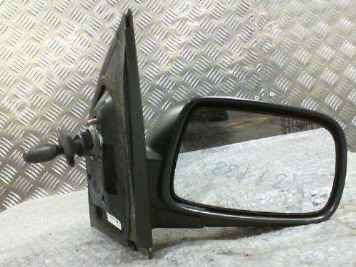 Used Right mirror TOYOTA YARIS (_P1_) 1.0 (SCP10_, SCP10R) (68 hp) 24745965