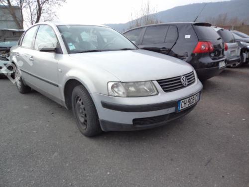 Left mirror VW PASSAT B5 (3B2) 1.9 TDI | BP24768643C26 