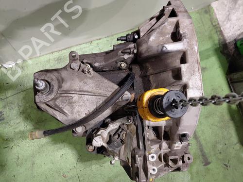 Used Gearbox Gearbox RENAULT TWINGO II (CN0_) 1.5 dCi (CN0E) (64 hp) 31819075 31819075