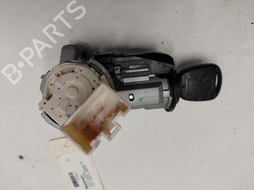 Used Ignition barrel Ignition barrel TOYOTA YARIS (_P9_) 1.0 VVT-i (KSP90_, KSP90R) (69 hp) 38642533 38642533