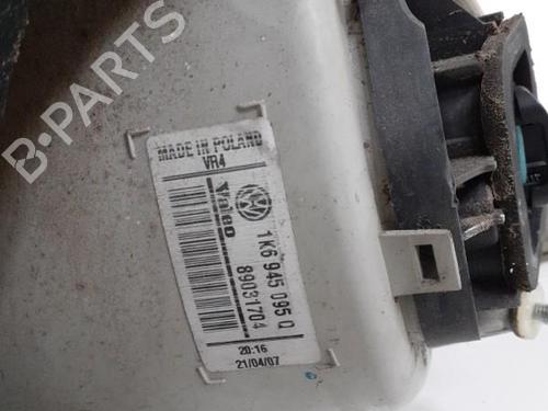 left-taillight-vw-golf-v-1k1-2003-2004-2005-2006-2007-2008-2009-2010-24741619 main image