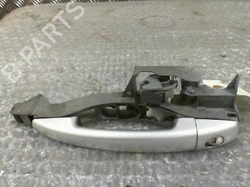 Used Front left exterior door handle PEUGEOT 5008 (0U_, 0E_) 2.0 HDi (163 hp) 24742768