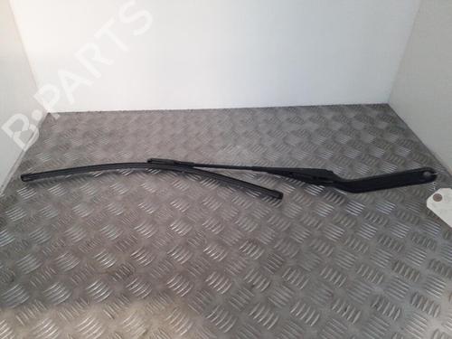 Front windshield wiper arm BMW 1 (E87) 118 d | BP24760304C143 