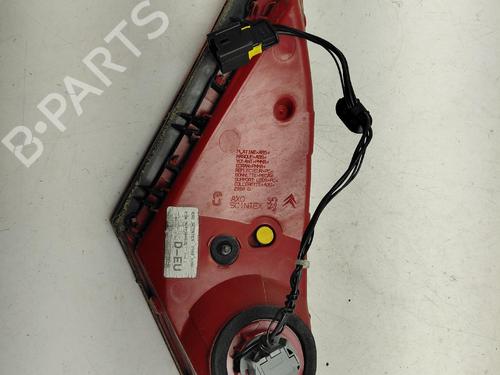 Højre baglygte bagklap Højre baglygte bagklap PEUGEOT 307 CC (3B) 2.0 16V (136 hp) 36641325 36641325