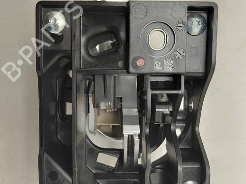 Venstre foran invendig håndtak Venstre foran invendig håndtak FIAT 500X (334_) 2.0 D Multijet 4x4 (334AXB22, 334AXD2B) (140 hp) 37471237 37471237