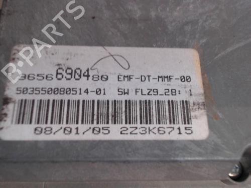 Used Display monitor CITROËN C4 Coupe (LA_) 2.0 16V (136 hp) 24765150