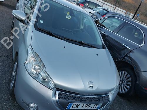 Radio PEUGEOT 208 I (CA_, CC_) 1.2 VTI 82 | BP24763988E6