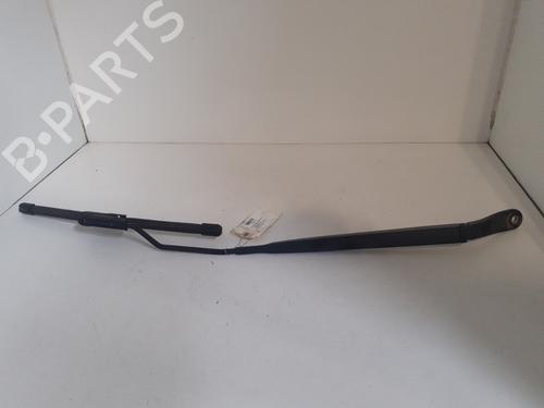 Used Front windshield wiper arm Front windshield wiper arm 25825291 25825291