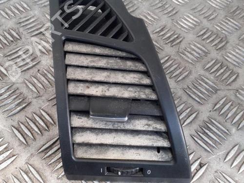 Used Air vent Air vent BMW 1 (E81) 118 d (143 hp) 24757446 24757446