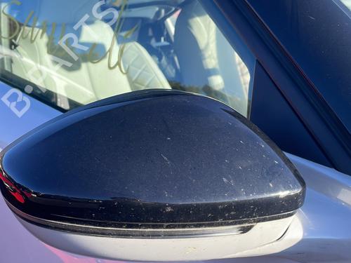 Brugte DS DS 3 / DS 3 CROSSBACK (UR_, UC_, UJ_) 1.2 PureTech 100 (URHNKK, URHNEK) 2401247